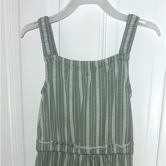 Girls DKNY romper - Picture 2 of 4